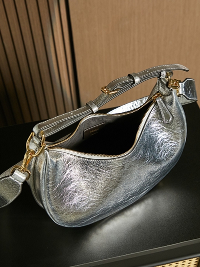 フェンディバッグ全体デザイン